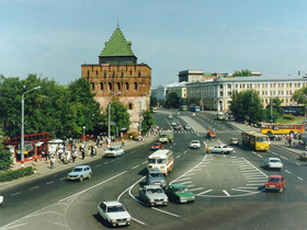 Нижний Новгород, площадь Минина и Пожарского, фото с сайта innov.ru (С)