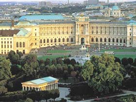Вена. Фото с сайта www.oldcity.ru (с)