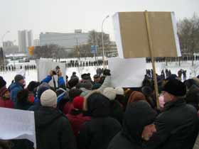 Противостояние, фото Егора Харитонова, сайт Каспаров.Ru