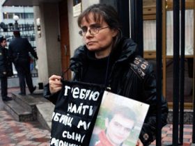 Надежда Червочкина, мать убитого нацбола Юрия Червочкина. Фото с сайта nazbol.ru