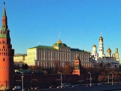 Кремлевский дворец без флага, 14.3.15. Источник - ps://www.facebook.com/daniel.kotsiubinsky