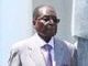 Диктатор Зимбабве Р.Мугабе открывает памятник самому себе (2016). Источник - gordonua.com