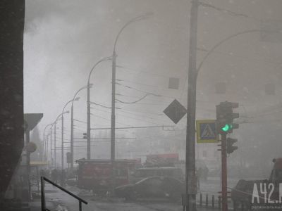 Пожар в ТЦ "Зимняя вишня", задымление в Кемерово, 25.3.18. Фото: a42.ru, t.me/russica2