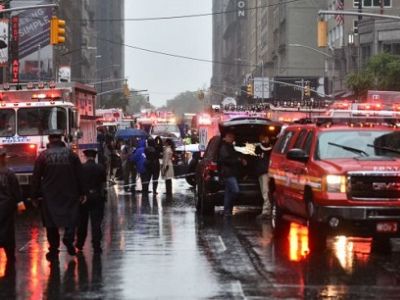 Пожарные на Седьмой авеню на Манхэттене. Фото: deadline.com