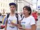 Марш равенства в Киеве, 23.6.19; Анжела Калинина и ее сын. Скрин видео ТСН: https://www.youtube.com/watch?v=0PxrR8b0P64
