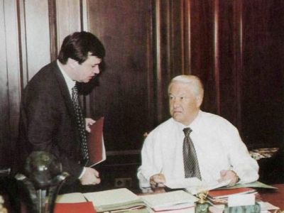 Валентин Юмашев и Борис Ельцин. Фото: gosrf.ru