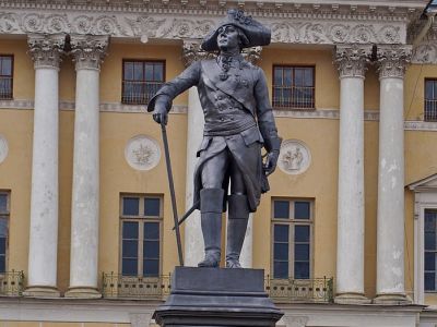 Памятник Павлу I (Павловск). Фото: ru.wikipedia.org/
